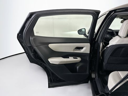 Used 2024 Nissan Ariya FWD image 26