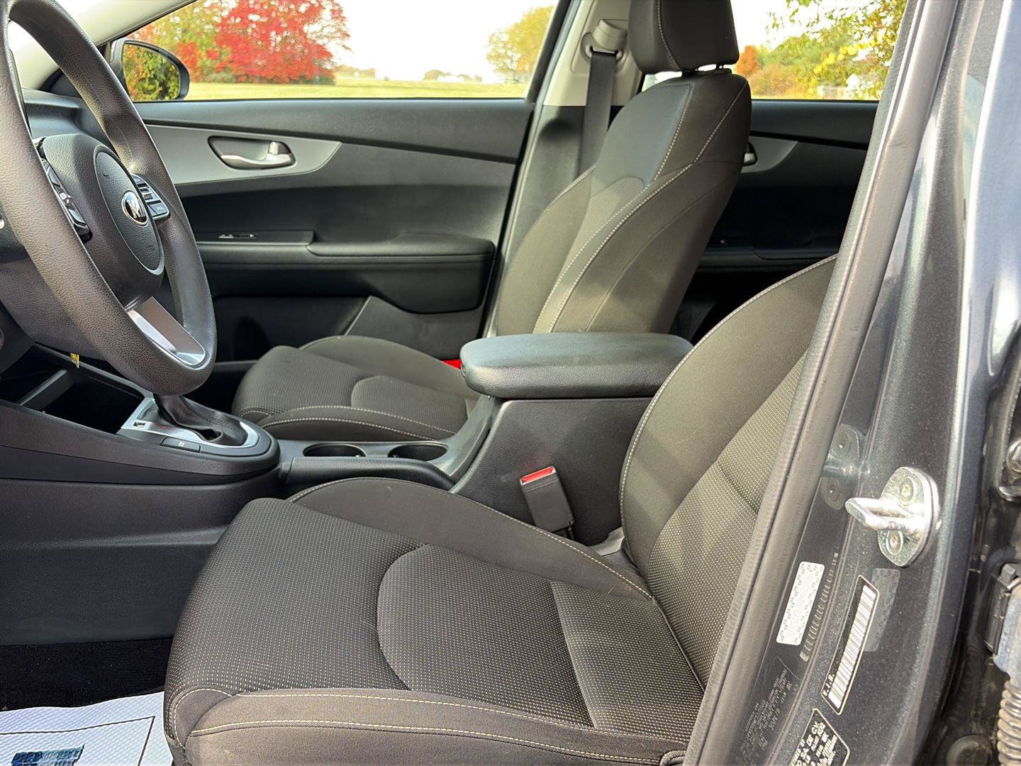 Used 2021 Kia Forte LXS FWD image 10