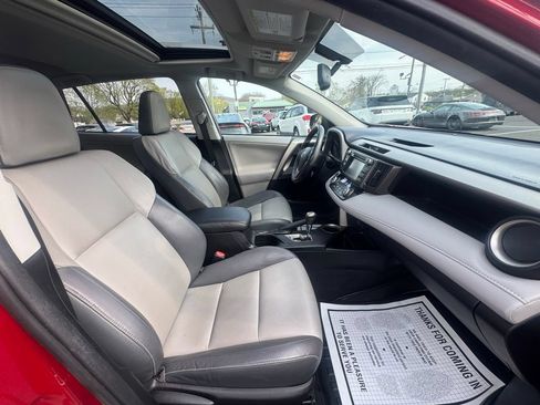 Used 2013 Toyota RAV4 Limited AWD/4WD image 21