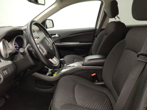 Used 2019 Dodge Journey SE w/ Connectivity Group AWD/4WD image 17