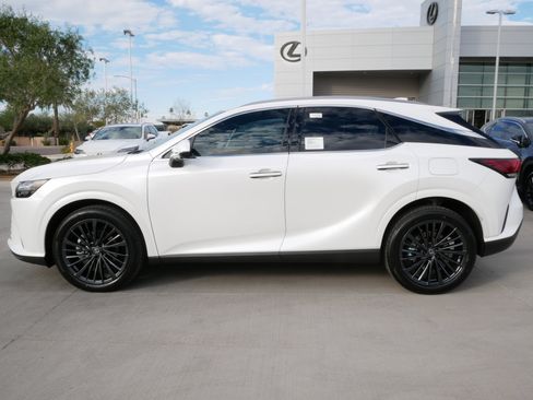 New 2026 Lexus RX 450h AWD image 3