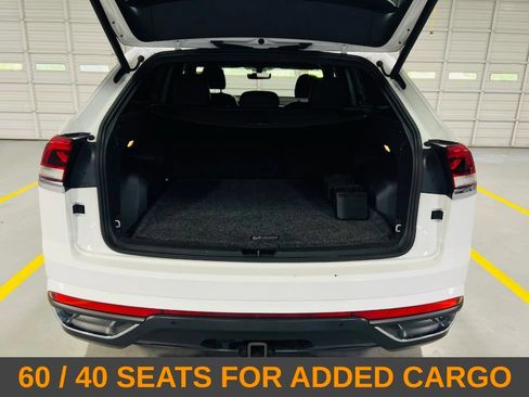 Used 2022 Volkswagen Atlas Cross Sport SE FWD image 10