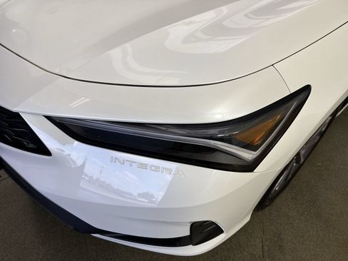 Certified 2026 Acura Integra FWD image 29