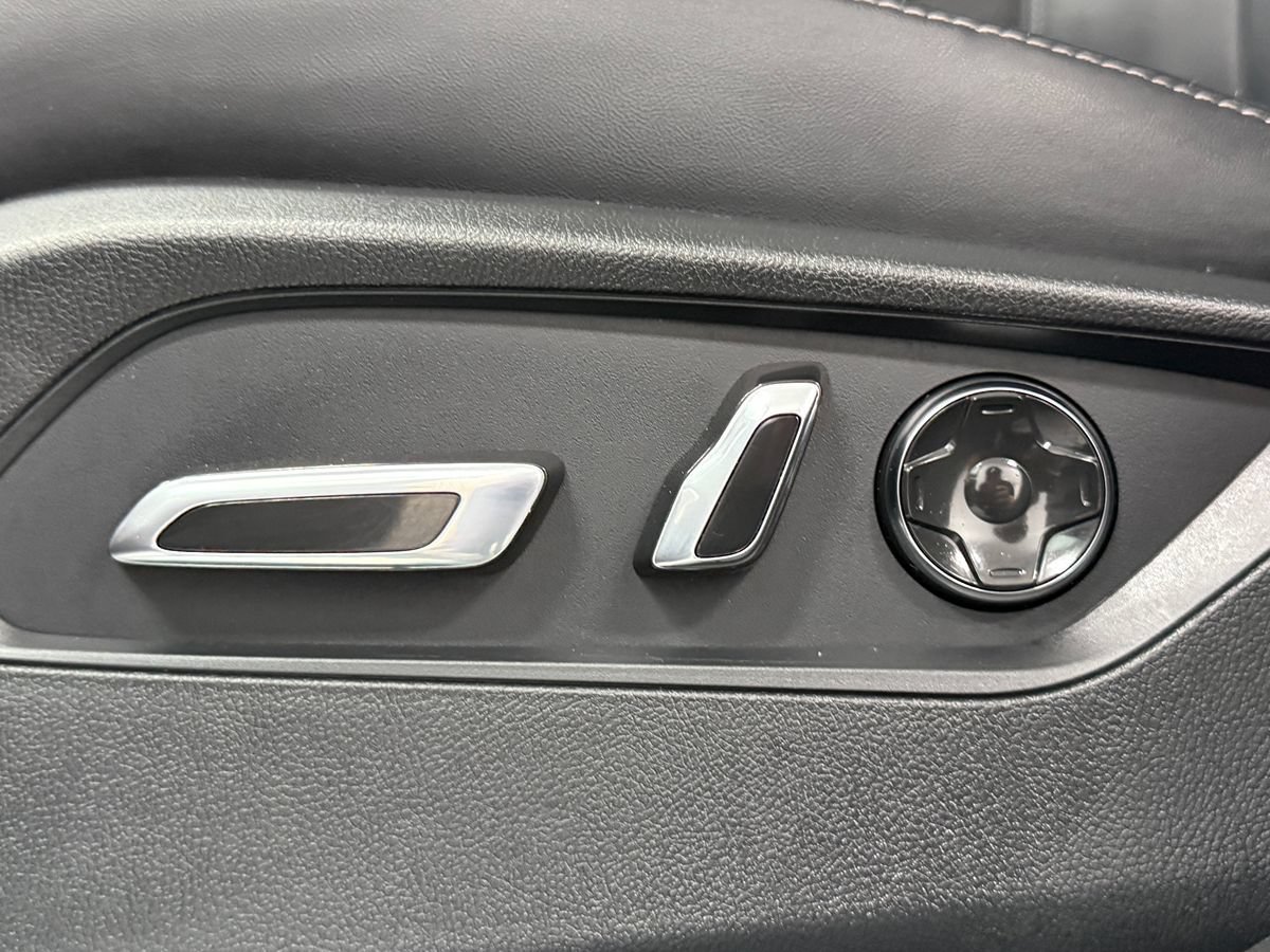 Used 2020 Acura RDX w/ Technology Package AWD/4WD image 28