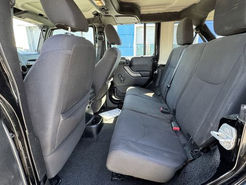 Used 2016 Jeep Wrangler Unlimited Sport AWD/4WD image 11