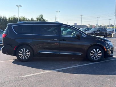 Used 2020 Chrysler Pacifica Touring-L Plus