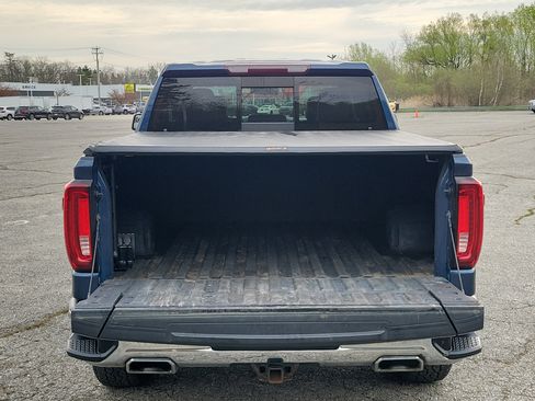 Used 2021 GMC Sierra 1500 SLT w/ SLT Premium Package AWD/4WD image 17