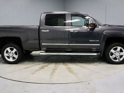 Used 2016 Chevrolet Silverado 2500 LTZ w/ Duramax Plus Package image 7