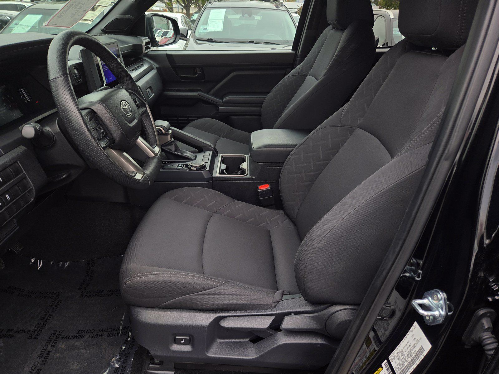 Certified 2025 Toyota Tacoma SR5 AWD/4WD image 15