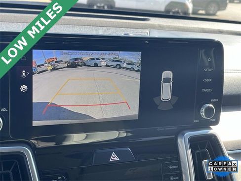 Used 2022 Kia Sorento EX w/ Panoramic Sunroof Package image 32