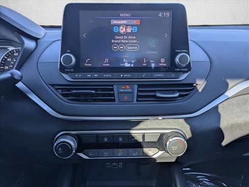 Used 2021 Nissan Altima 2.5 SV image 14