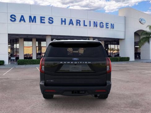 New 2026 Ford Expedition Active RWD image 5