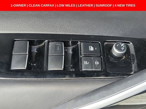 Used 2020 Toyota Corolla XLE w/ Carpet Mat Package (TMS) FWD image 22