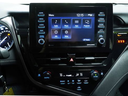 Used 2024 Toyota Camry LE FWD image 14