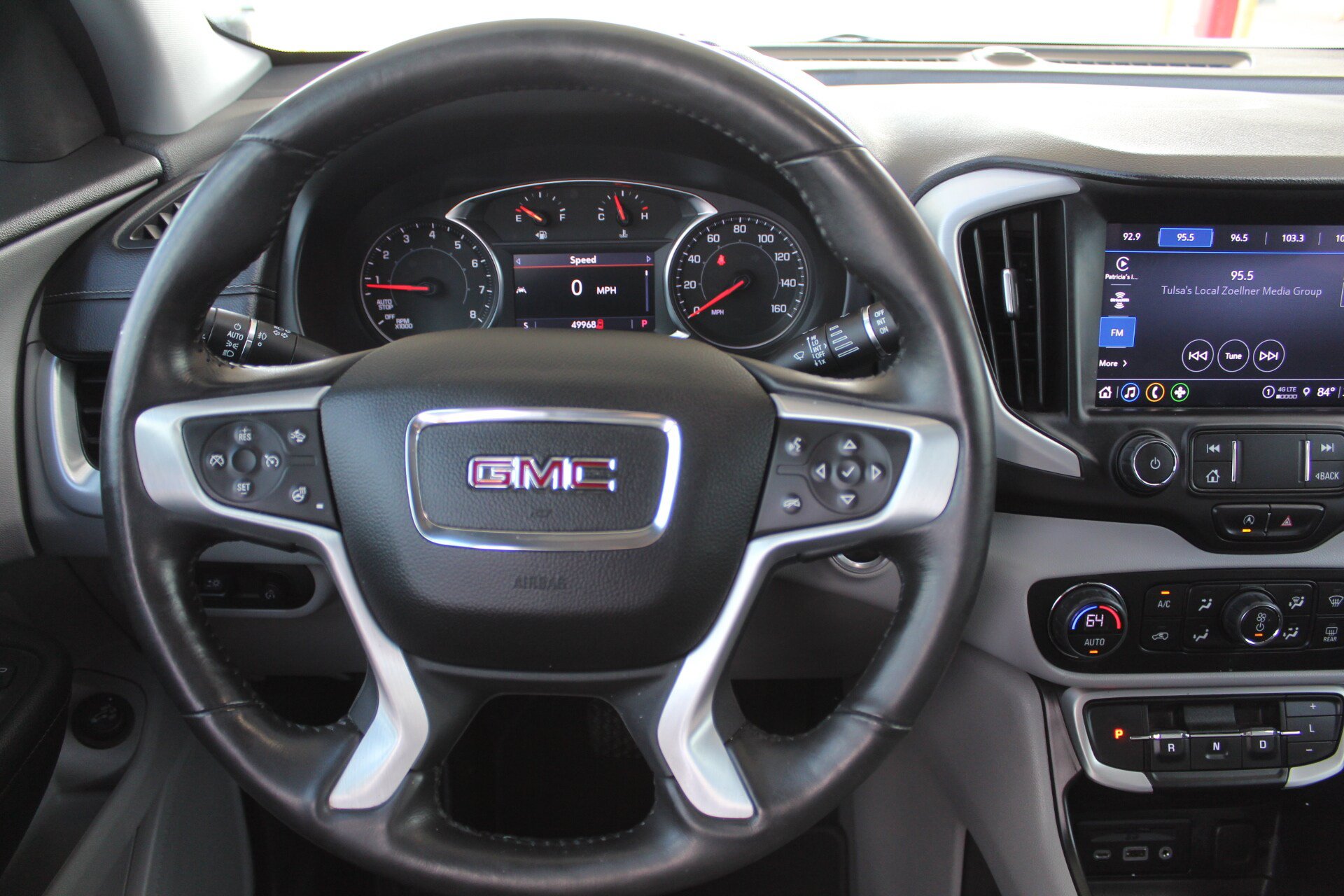 Used 2022 GMC Terrain SLT w/ Tech Package FWD image 24