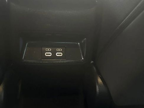 Used 2023 Toyota Corolla LE FWD image 17