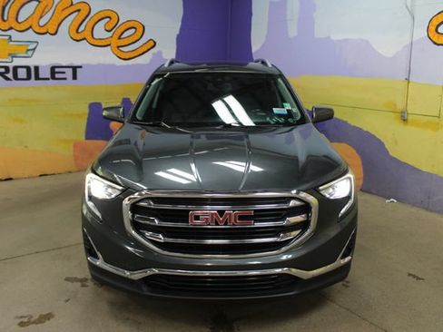 Used 2020 GMC Terrain SLT FWD image 3