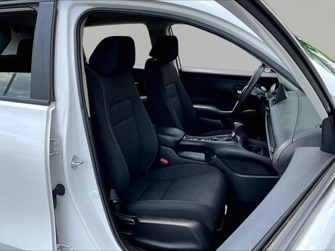 Used 2023 Honda HR-V LX image 21