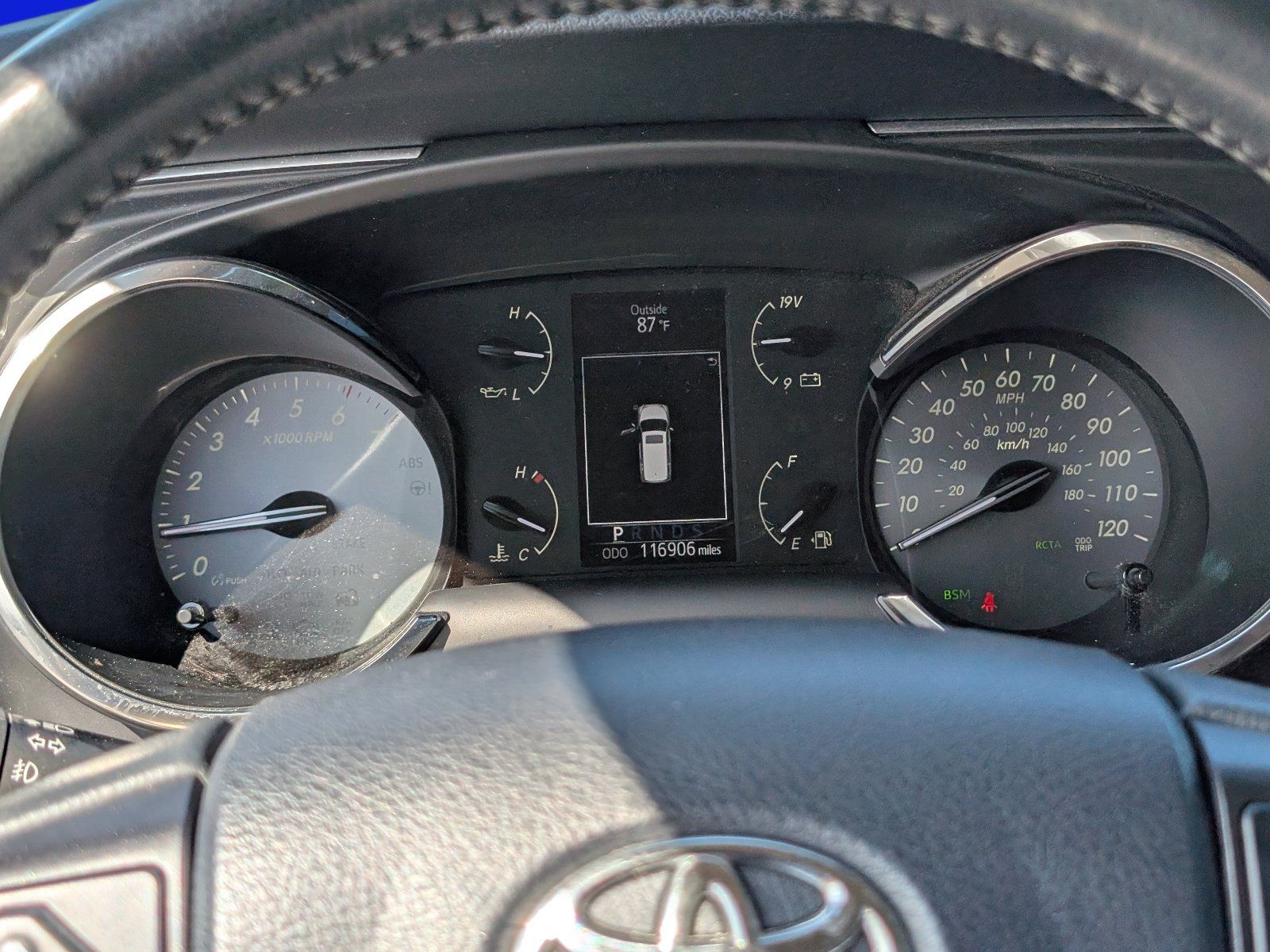 Used 2020 Toyota Sequoia Limited w/ Safety & Convenience Package RWD image 24