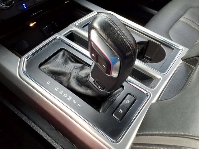 Used 2015 Ford F150 Platinum w/ Equipment Group 701A Luxury AWD/4WD image 23