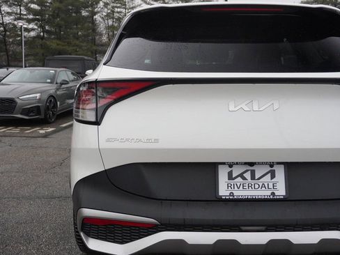 Used 2023 Kia Sportage LX image 13