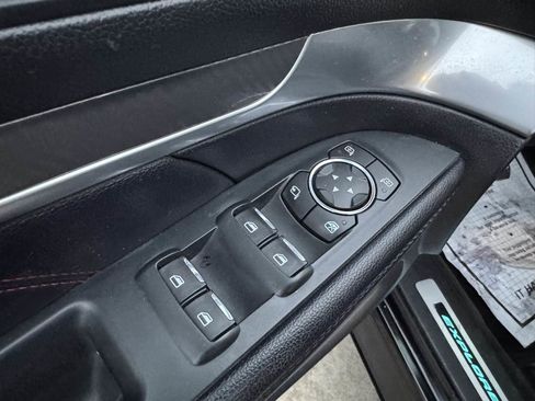 Used 2018 Ford Explorer Sport w/ Equipment Group 401A image 14
