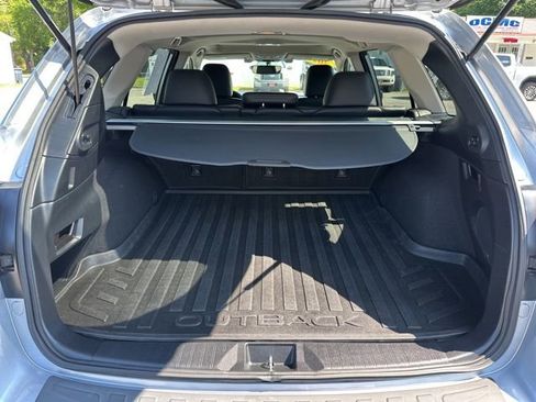 Used 2019 Subaru Outback 2.5i Limited AWD/4WD image 8