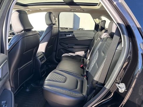 Used 2024 Ford Edge Titanium w/ Cargo Accessory Package image 23