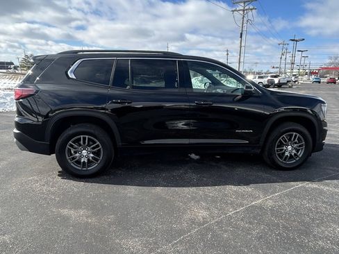 Used 2025 GMC Acadia Elevation image 7