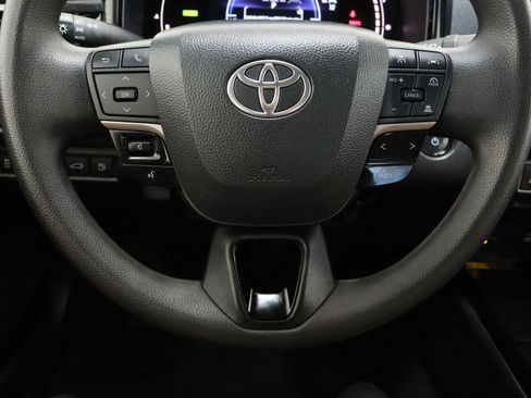 Certified 2025 Toyota Camry LE FWD image 23