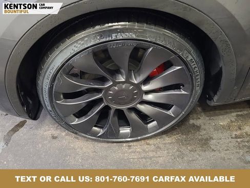 Used 2023 Tesla Model Y Performance AWD/4WD image 2