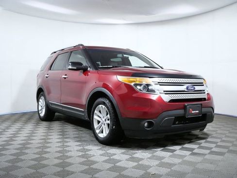 Used 2013 Ford Explorer XLT image 1