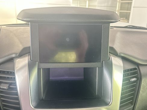 Used 2020 Chevrolet Tahoe LT image 26