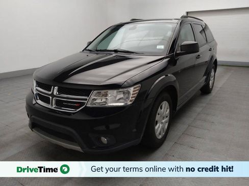 Used 2019 Dodge Journey SE FWD image 1
