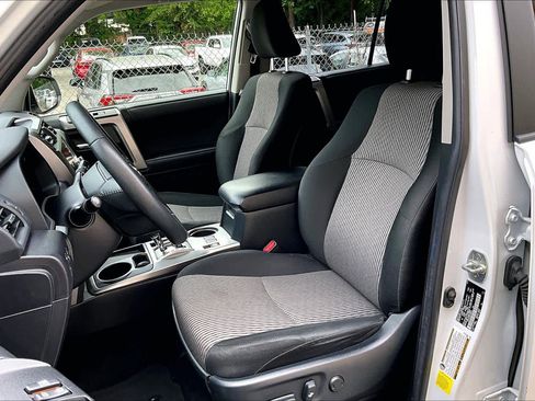 Certified 2024 Toyota 4Runner SR5 RWD image 8