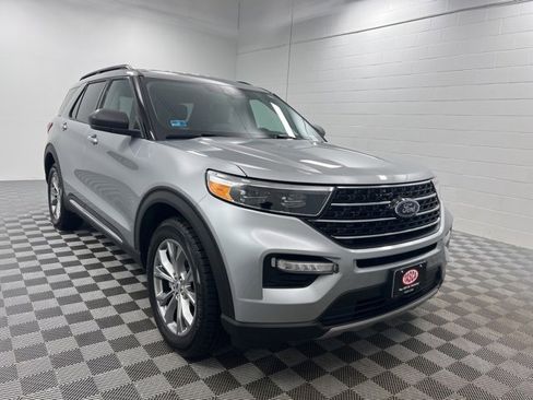 Used 2021 Ford Explorer XLT w/ Equipment Group 202A image 1