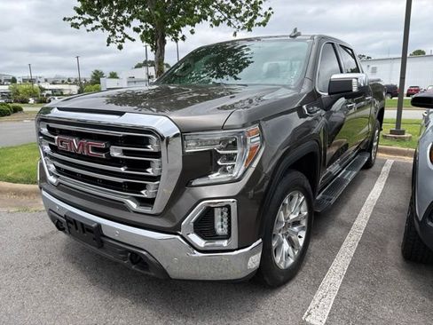 Used 2019 GMC Sierra 1500 SLT w/ SLT Premium Plus Package AWD/4WD image 4
