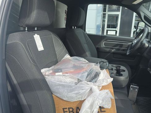 New 2026 RAM 5500 4x4 Regular Cab image 4