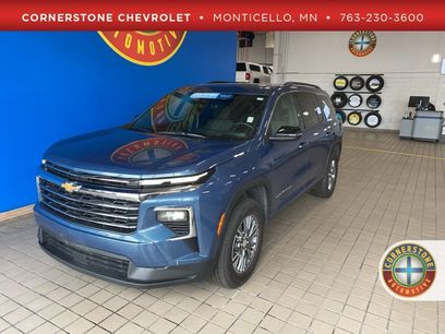 Certified 2025 Chevrolet Traverse LT