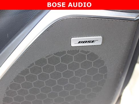 Used 2019 Cadillac Escalade Premium Luxury image 16