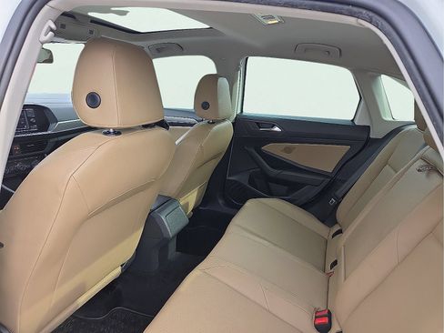 Used 2019 Volkswagen Jetta FWD image 9