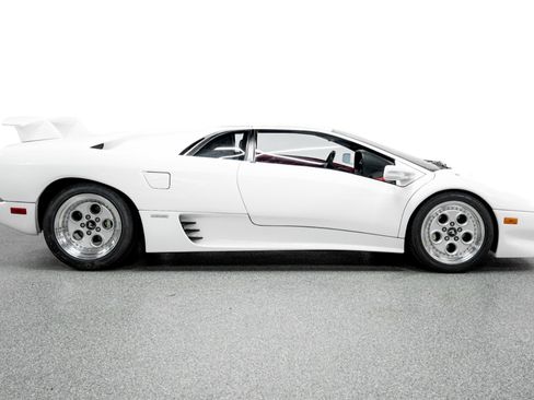 Used 1992 Lamborghini Diablo Coupe image 36
