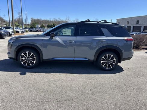 New 2026 Nissan Pathfinder Platinum w/ Lighting Package AWD/4WD image 4