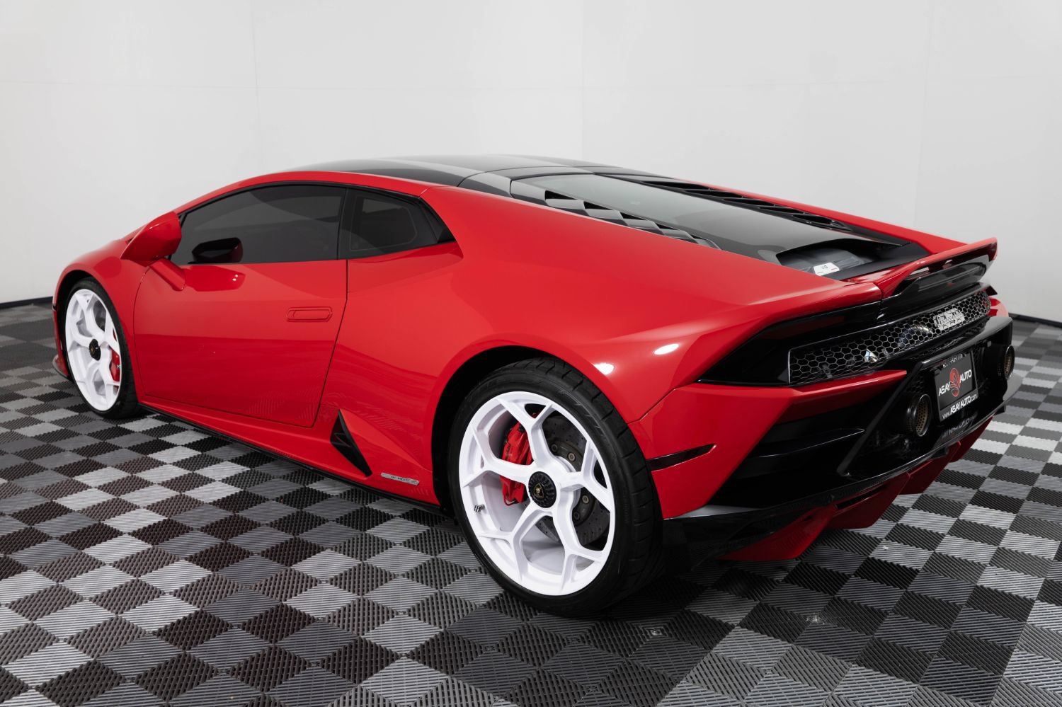 Used 2020 Lamborghini Huracan EVO AWD/4WD image 4