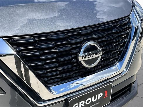Used 2021 Nissan Rogue S FWD image 28