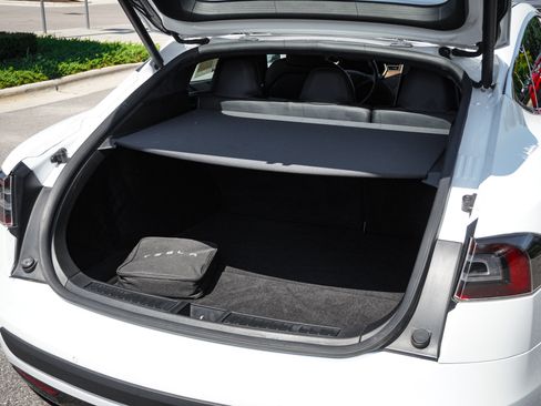Used 2020 Tesla Model S Long Range Plus AWD/4WD image 30