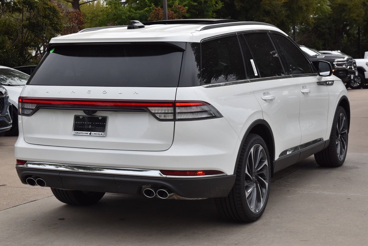 New 2027 Lincoln Aviator Reserve AWD/4WD image 7