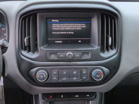 Used 2020 Chevrolet Colorado W/T w/ WT Convenience Package image 19