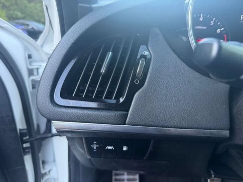 Used 2022 Kia Stinger GT-Line RWD image 15