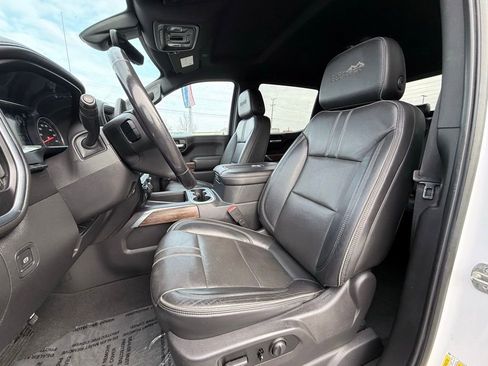 Used 2020 Chevrolet Silverado 1500 High Country w/ Technology Package image 23